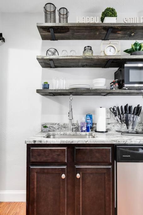 Appartement Charming, Happy 1-Bed Oasis: Rva Retreat Awaits! à Richmond Extérieur photo