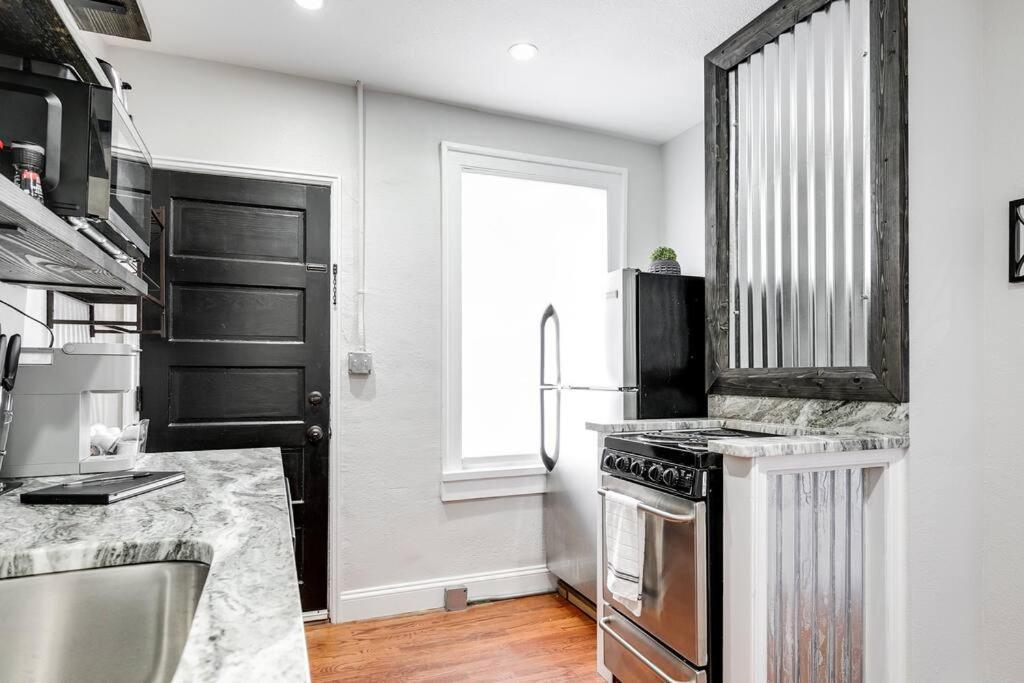 Appartement Charming, Happy 1-Bed Oasis: Rva Retreat Awaits! à Richmond Extérieur photo